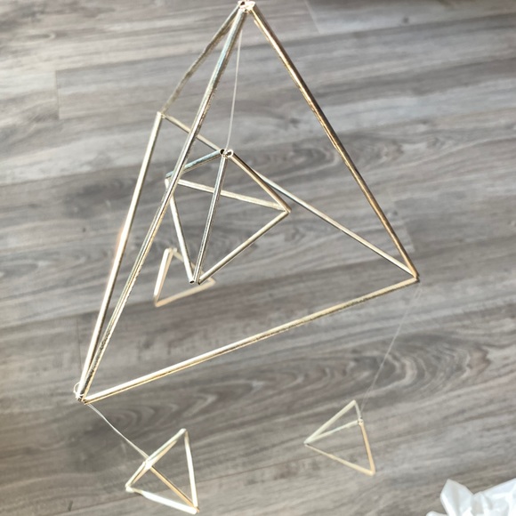Silver Triangles Mobile - Picture 1 of 8